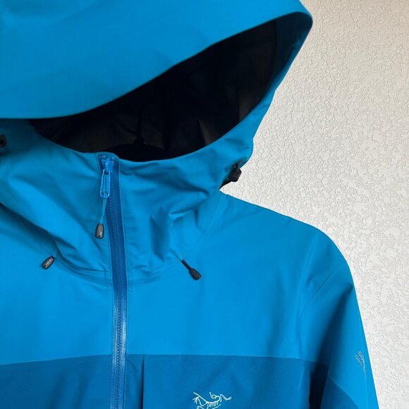 ARC'TERYX versatile jacket - Picture 6 of 7